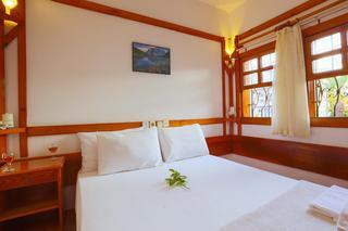 Hotel Villa �nemli