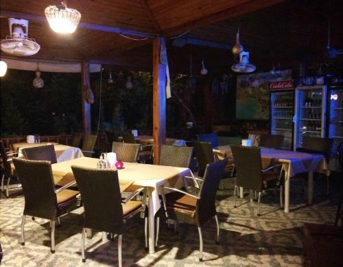 Hostal Tas Motel