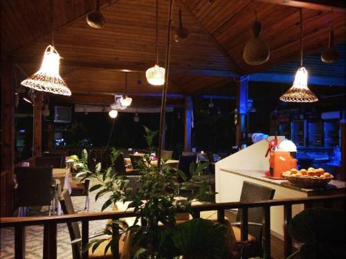 Hostal Tas Motel