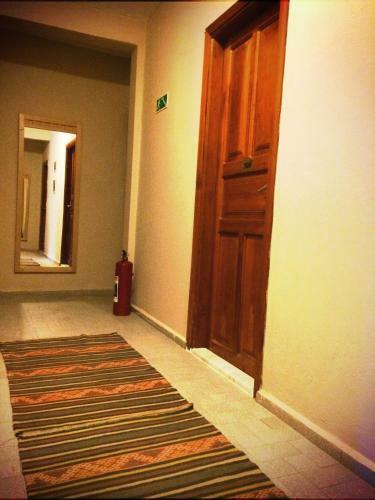 Hostal Tas Motel