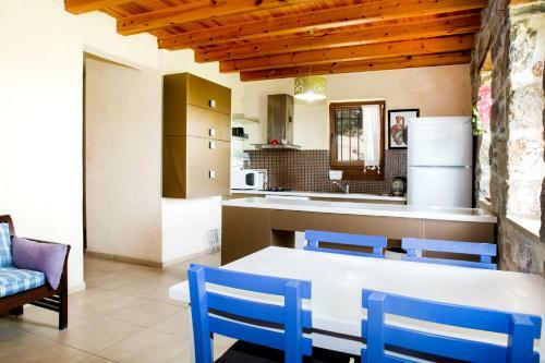Important Group Villas Bitez