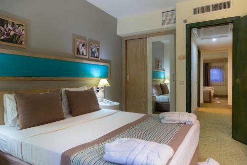 Euphoria Excelsior Hotel (former Corinthia)