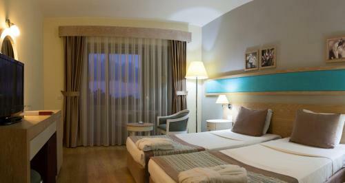 Euphoria Excelsior Hotel (former Corinthia)