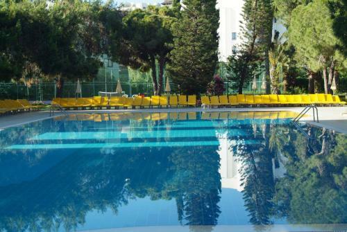 Euphoria Excelsior Hotel (former Corinthia)