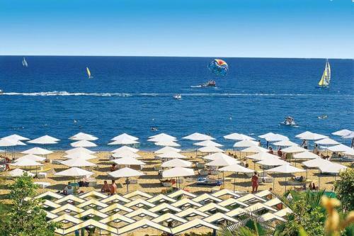 Euphoria Excelsior Hotel (former Corinthia)