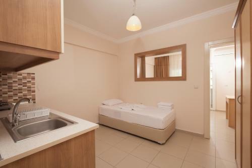 Apartamento Catty Cats Garden Hotel