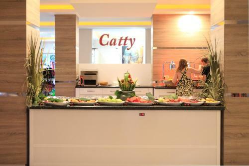 Apartamento Catty Cats Garden Hotel