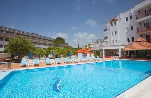 Apartamento Catty Cats Garden Hotel