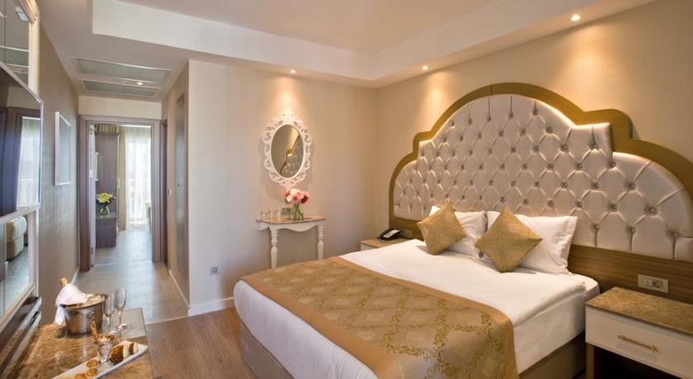 Oz Hotels Side Premium Hotel