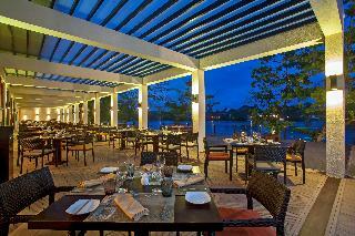 Hotel Centara Ceysands Resort & Spa