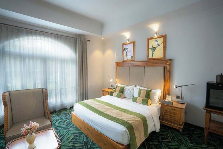 Hotel Araliya Green City