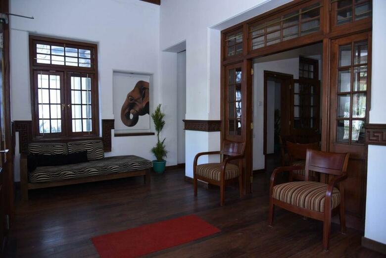 Hotel Araliya Green City
