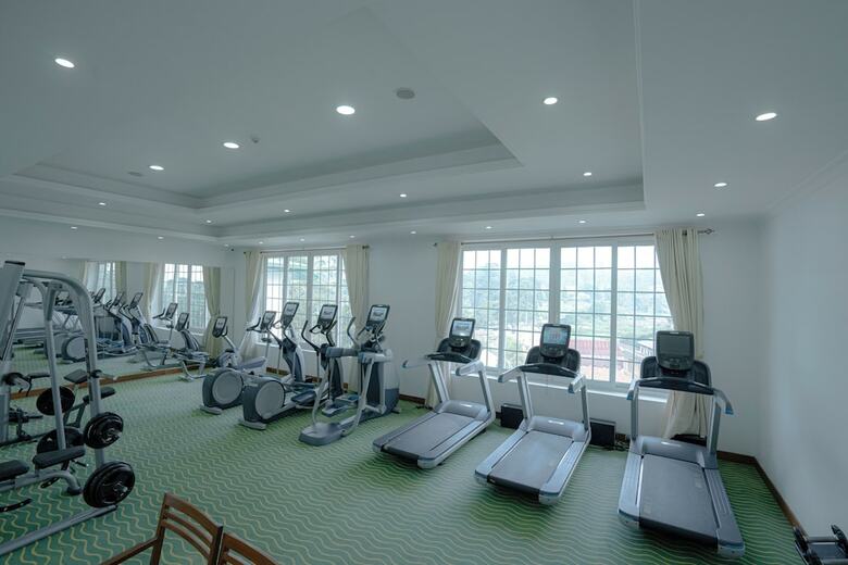 Hotel Araliya Green City