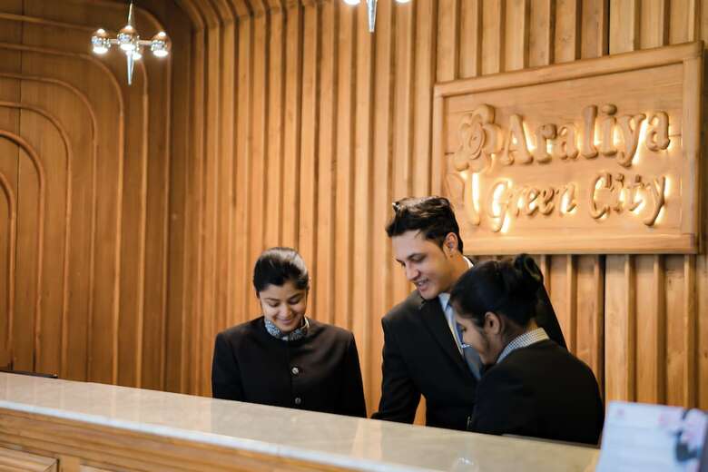 Hotel Araliya Green City