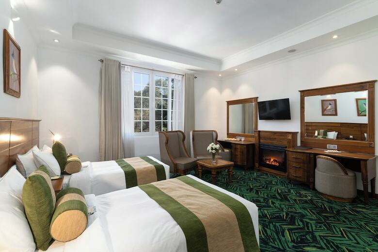 Hotel Araliya Green City