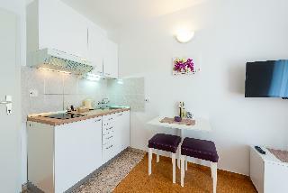 Hotel Apartments & Rooms Cina