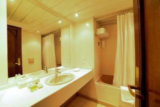 Portemilio Hotel & Resort