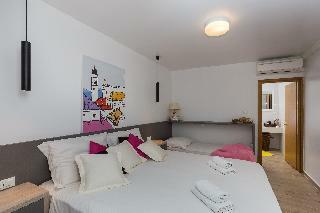 Hotel Apartments Carol