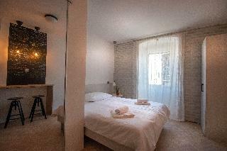 Aparthotel Old Town Pula Studio Apartments