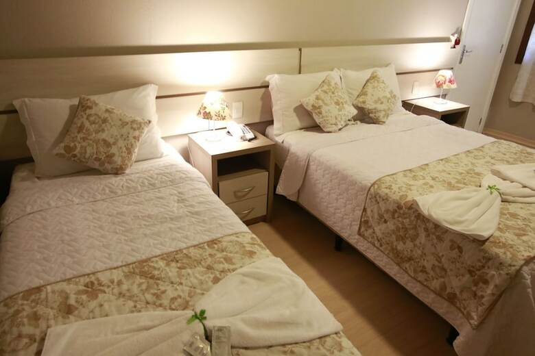 Hotel Pousada Tr�s Pinheiros Gramado