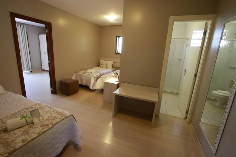 Hotel Pousada Tr�s Pinheiros Gramado