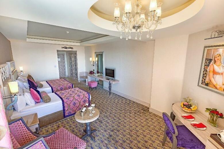 Hotel Royal Alhambra Palace