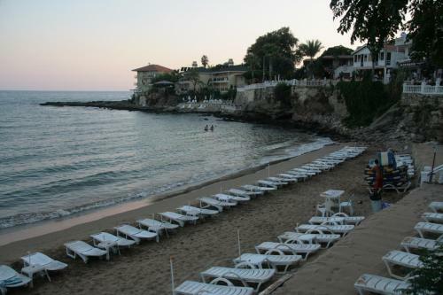Poseidon Hotel Side