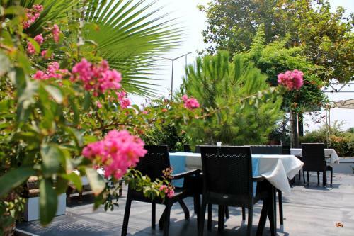 Irem Garden Apartments