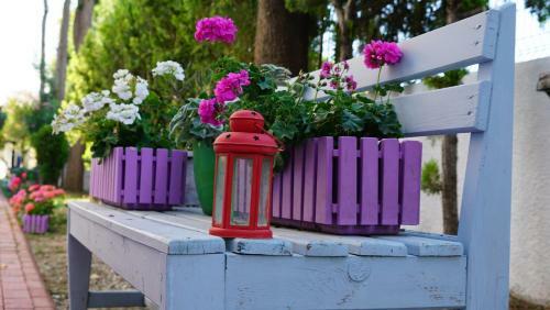 Irem Garden Apartments