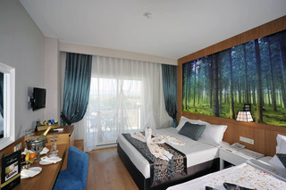 Lake & Riverside Hotel & Spa