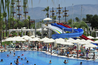 Lake & Riverside Hotel & Spa