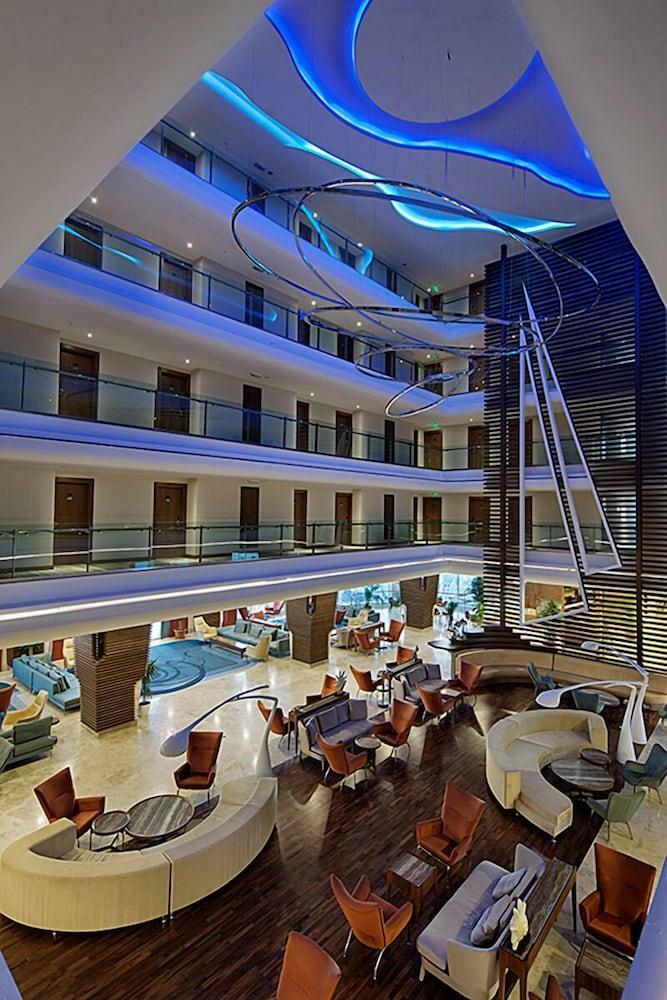 Hotel Seashell Resort & Spa