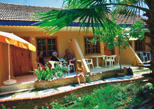 Tropic Hotel