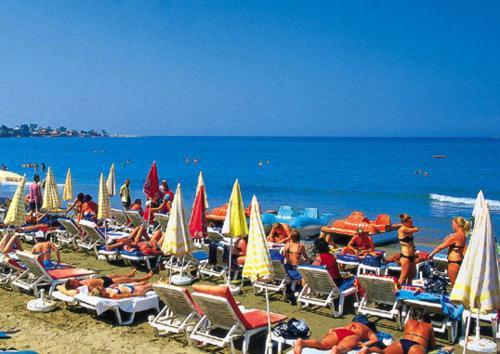 Tropic Hotel