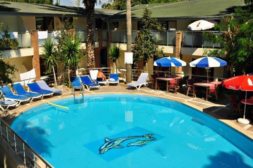 Tropic Hotel