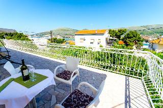 Hotel Apartments Ivana