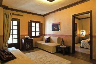 Katogi Averoff Hotel & Winery