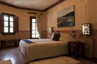 Katogi Averoff Hotel & Winery