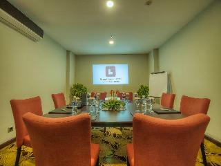 Grand Lagoi Hotel By Nirwana Gardens
