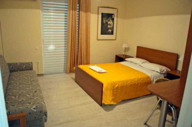 Stefanakis Hotel & Apartaments