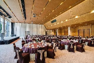 Phoenix Pyeongchang Hotel