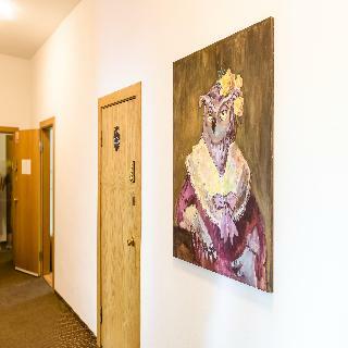 Hostal Downtown Forest Hostel & Camping