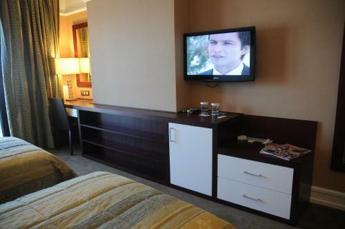 Paradise Island Hotel