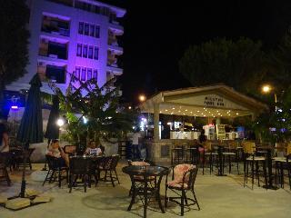 Temple Miletos Hotel