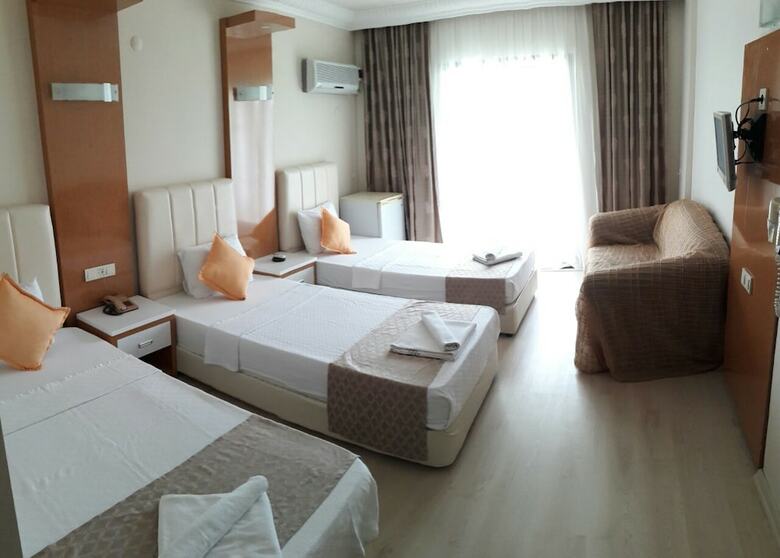 Temple Beach Hotel