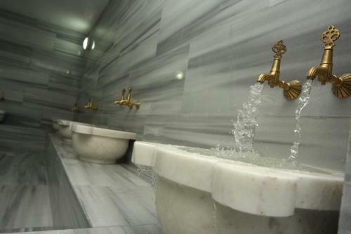 Grand Amisos Hotel