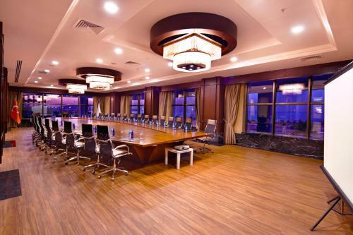 Hotel The Green Park Pendik