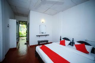 Nilaveli Corridor Hotel