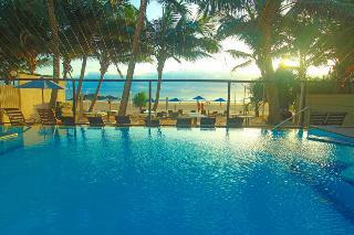 Beacon Beach Hotel