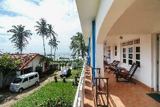 Hotel Shangrela Beach Resort